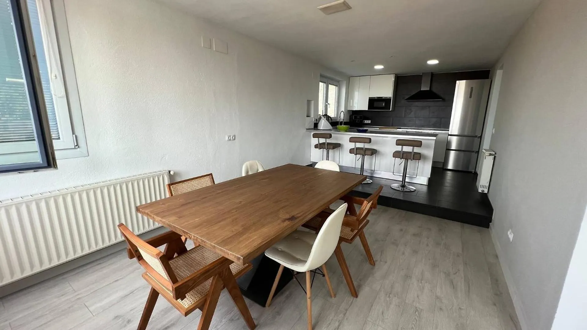 הוילה Preciosa Casa En Roses Con Vistas Al Pueblo Y Al Mar Av-33 0*,
