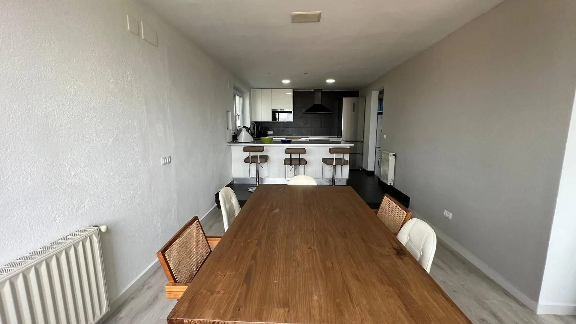 הוילה Preciosa Casa En Roses Con Vistas Al Pueblo Y Al Mar Av-33