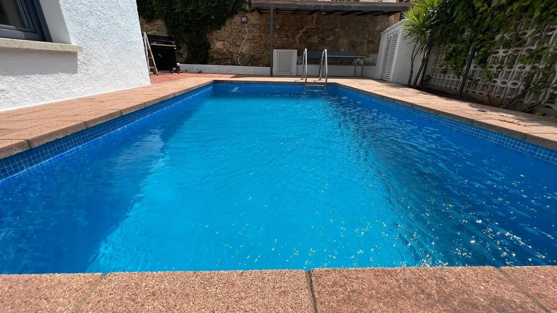 הוילה Preciosa Casa En Roses Con Vistas Al Pueblo Y Al Mar Av-33 0*,